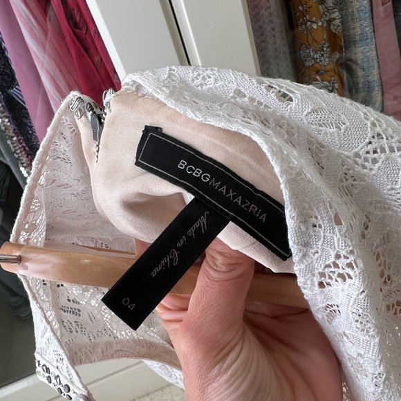 Like New BCBG Maxazria white lace dress with stud detail size 4 - Picture 3 of 5